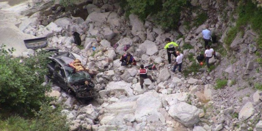 Oltu'da Görevli Polis Memuru Halil Duman Trafik Kazasında Hayatını Kaybetti