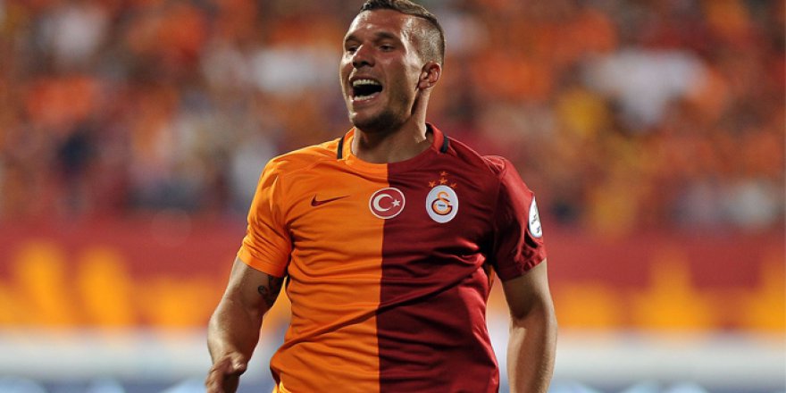 Galatasaray’da Lukas Podolski sevinci