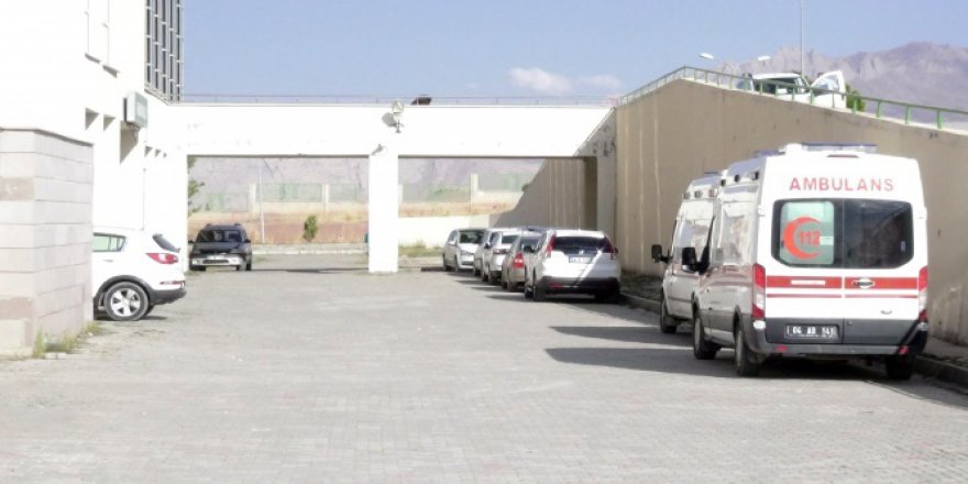Ağrı, Doğubayazıt'ta koca dehşeti: 1 ölü, 1 yaralı