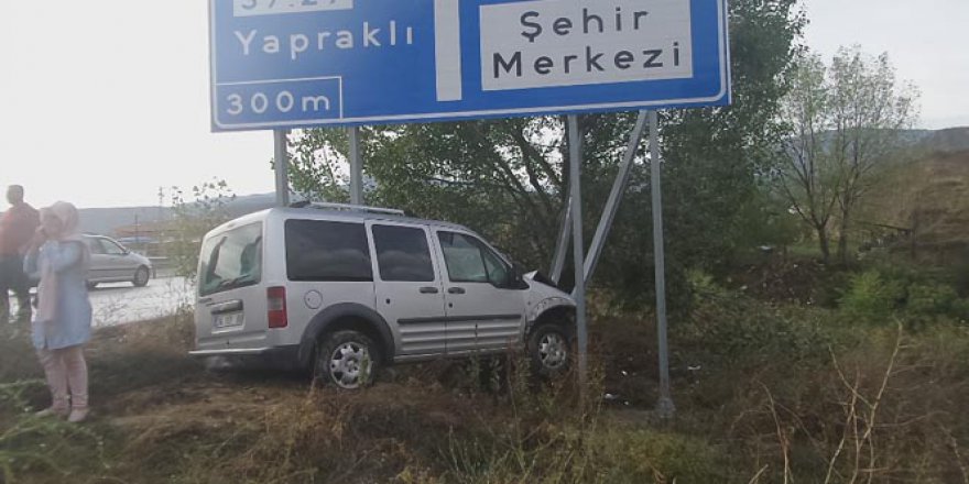Kastamonu'da kazaya bakarken kaza yaptı: 2 yaralı