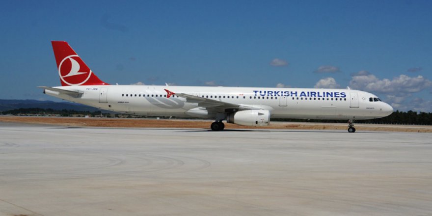 Seferi kaçıran şahıs bomba ihbarıyla uçağı indirdi
