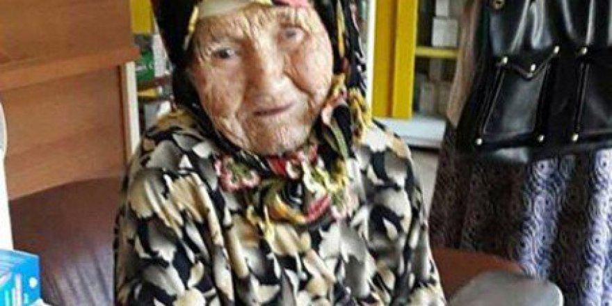 Muğla, Ula'da Yaşlı Kadın Yanmaktan Son Anda Kurtarıldılar