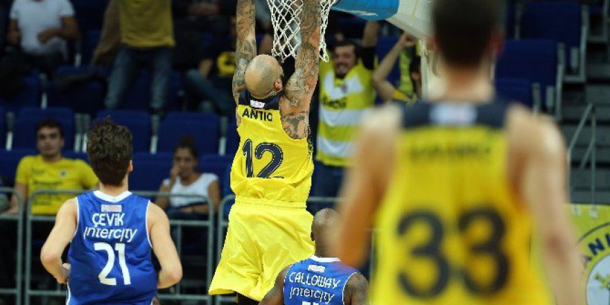 Fenerbahçe 76-62 İstanbul Büyükşehir Belediyespor