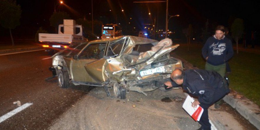 Malatya-Elazığ Karayolunda Trafik Kazası: 4 Yaralı