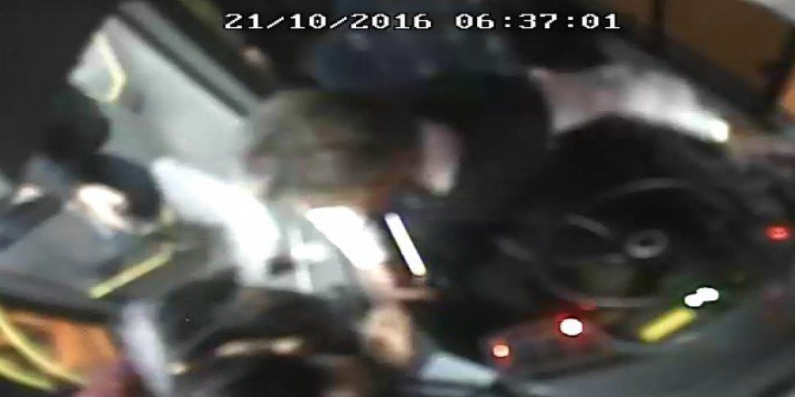 İETT Otobüsü Şoförüne Dayak Kameralara Böyle Yansıdı
