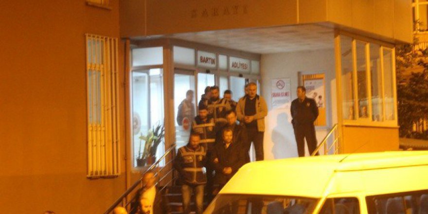 Bartın'da 20 Emniyet Mensubundan 5’i FETÖ/PDY’den Tutuklandı