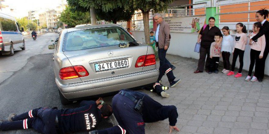 Manisa, Salihli'de İtfaiyeden Yavru Kedi Operasyonu