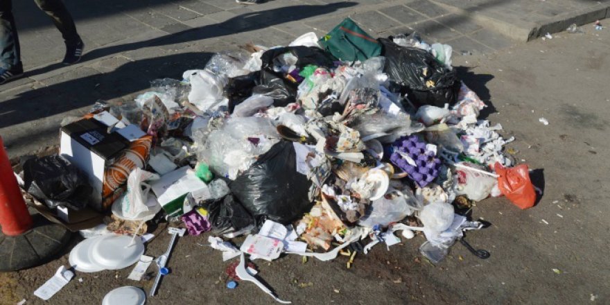 Diyarbakır’da belediye çalışanları iş bıraktı