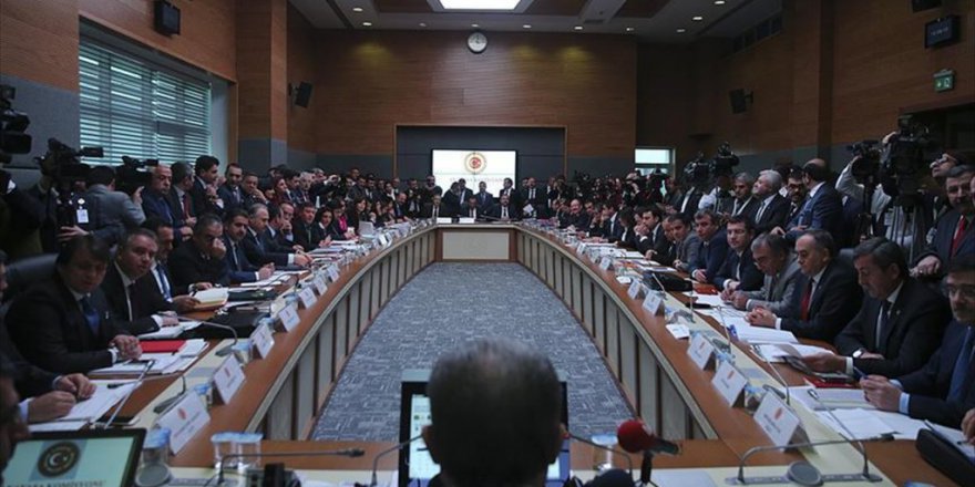 Anayasa değişikliği teklifinin 13. maddesi değiştirilerek kabul edildi