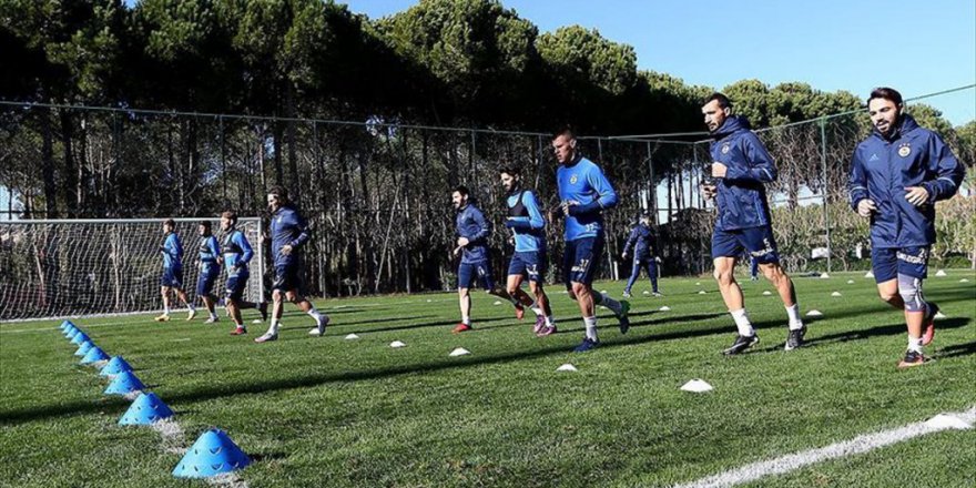 Fenerbahçe'de Fernandao Antalya Kampına Katıldı