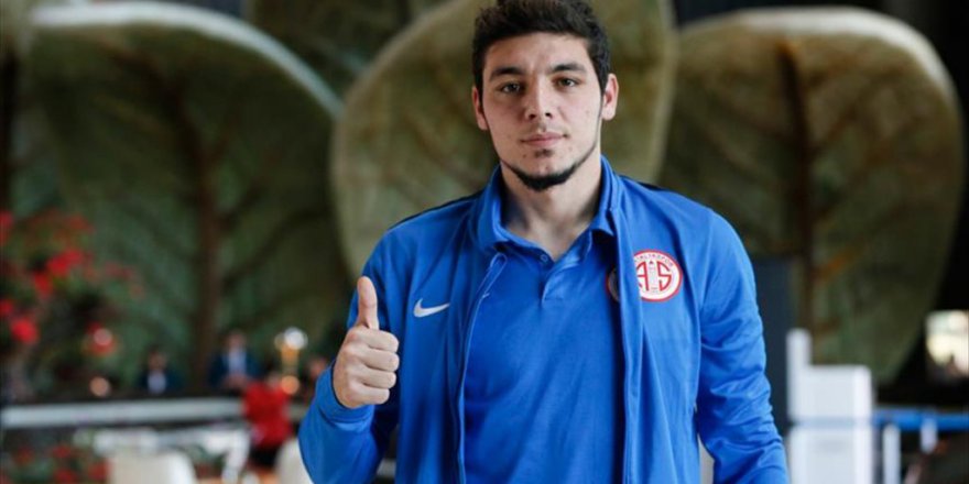 Salih Dursun 'Benim Değil, Fethi Abinin Heykeli Dikilmeli'