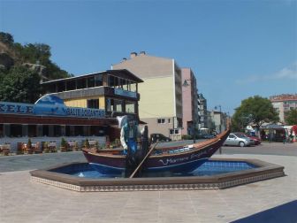 Marmaraerelisi’nin Sembolü ‘Sandallı Havuz’ Sezona Hazırlanıyor