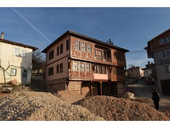 Belenören Köy Konağı Gün Sayıyor