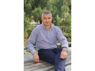 Yaş Büyüdükçe Kitap Okuyan Öğrenci Sayısı Azalıyor