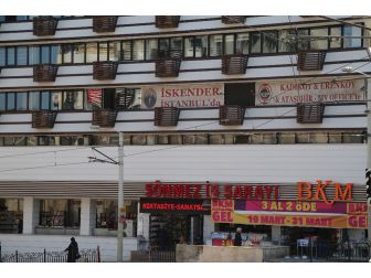 Caddelere Estetik Dokunuş