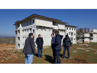 Başkan Yalçın, Sağlık Meslek Lisesi İnşaat Çalışmalarını Yerinde İnceledi