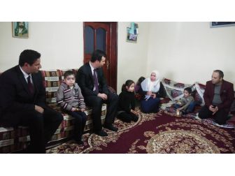 Kelebek Hastası Çocuklara Yardım Eli