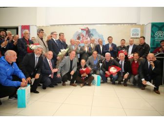 "Avni Aker’e Veda" Belgeselinin Galası Nilüfer’de Yapıldı