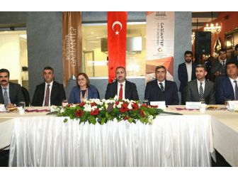 Günder, Referandumda Eveti Destekliyor
