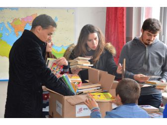 İzmir’den Kahramanmaraş’a Kitap Köprüsü