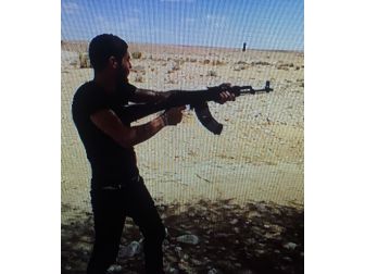 Deaş’lı Teröristin Avrupalılara Eğitim Verdiği Görüntüler Ortaya Çıktı