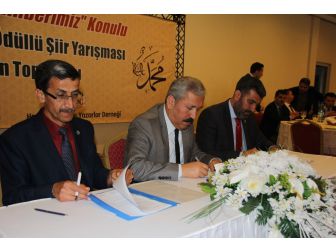 Lise Öğrencileri Ödüllü Şiir Yarışması İşbirliği Protokolü İçin İmzalar Atıldı