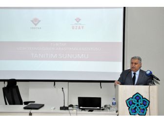 Tübitak’tan Uzayın Duayenleri Neü’de Öğrencilerle Buluştu