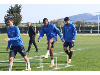 Akhisar Belediyespor’da Hedef Başakşehir Galibiyeti
