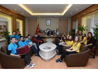 Orta Asya’da İnegöl Rüzgarları Estirdiler