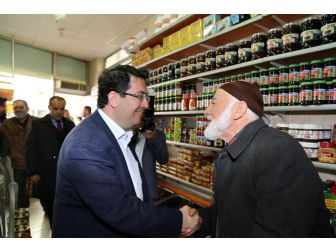 Başkan Yazgı, Ak Heyetle Esnafları Ziyaret Etti
