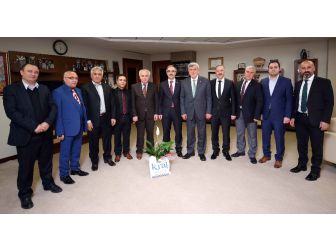 Başkan Karaosmanoğlu, Gümüşhane Ve Yozgatlılar İle Bir Araya Geldi