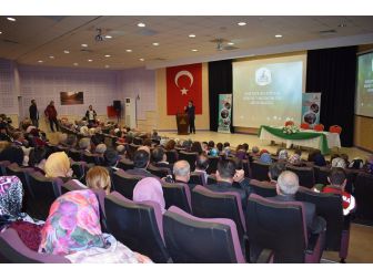 Kartepe’de Akademisyenler Sosyal Belediyeciliği Anlattı
