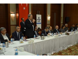 Ensar Vakfı’ndan ‘Anayasa Sistem Değişikliği Bilgilendirme Paneli’