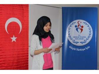 Ecdada Mektup Yarışmasında Dereceye Girenler Ödüllendirildi