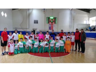 Çamlıca Okulları Hentbol Da İl Üçüncüsü Oldu