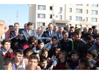 Lisede Yapılan Halı Saha Törenle Açıldı