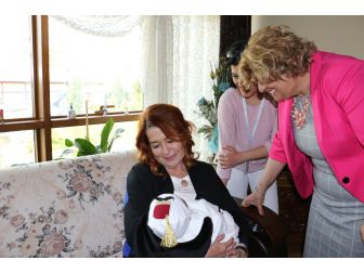 Manisa’da ’Hoş Geldin Bebek’ Projesi