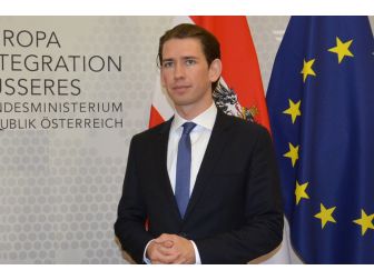 Genç Lider Kurz'un Yetkileri Partiyi Bitirecek Mi İleri Mi Taşıyacak?