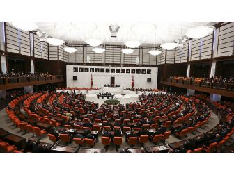 TBMM'de İç Tüzük Değişiklikleri İçin Komisyon Kurulamadı