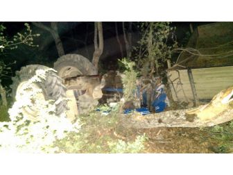 Kastamonu’da Traktör Uçuruma Yuvarlandı: 1 Yaralı