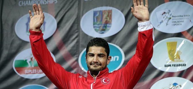 Taha Akgül Altın madanya kazandı