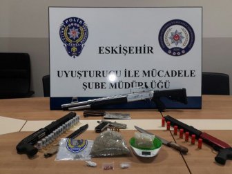 Eskişehir’de Uyuşturucu Operasyonu: 10 Şahıs Yakalandı