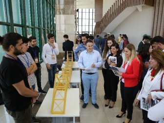 HKÜ'de Spagettiden Köprüler Yarıştı