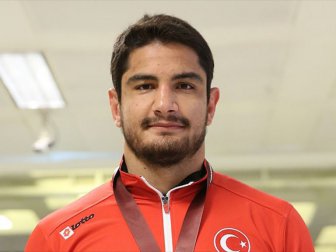 Milli Sporcu Taha Akgül Zirvedeki Yerini Korudu