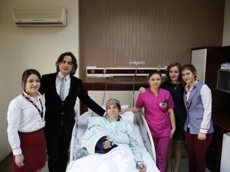 Hastanın Sırtından Alınan Kaslar Omzuna Nakledildi