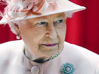 Kraliçe Iı. Elizabeth Kraliyet Tren Yolculuğunun 175. Yıldönümünü tebrik etti
