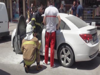 Çanakkale'de Bir Kadın, Eski Kocasının Arabasını Yaktı