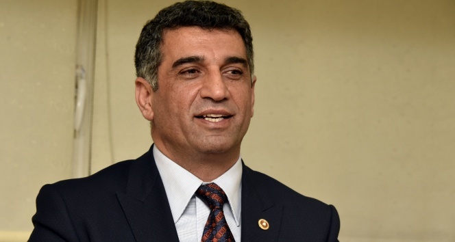 CHP'li vekilden şaşırtan ayrılık kararı!