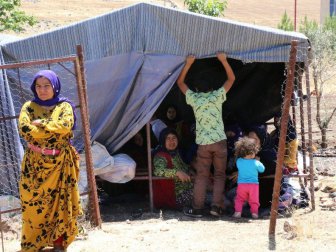 Şanlıurfa'da Evi Yanan 6 Kişilik Aileye Belediye Sahip Çıktı