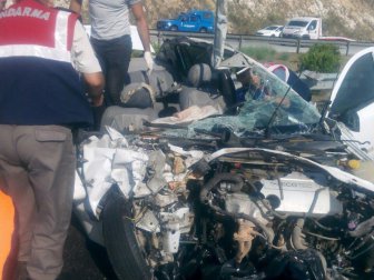 Mersin, Tarsus’ta Trafik Kazası: 3 Ölü, 3 Yaralı (Suat Ataman, Derya Ataman, Gülten Ataman)